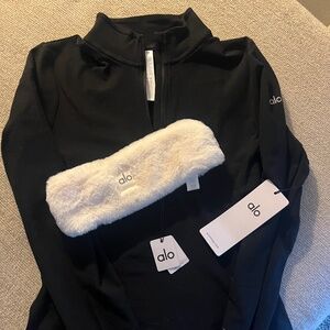 Alo Yoga White Faux Fur Ear Warmers & Alo Soft half zip M